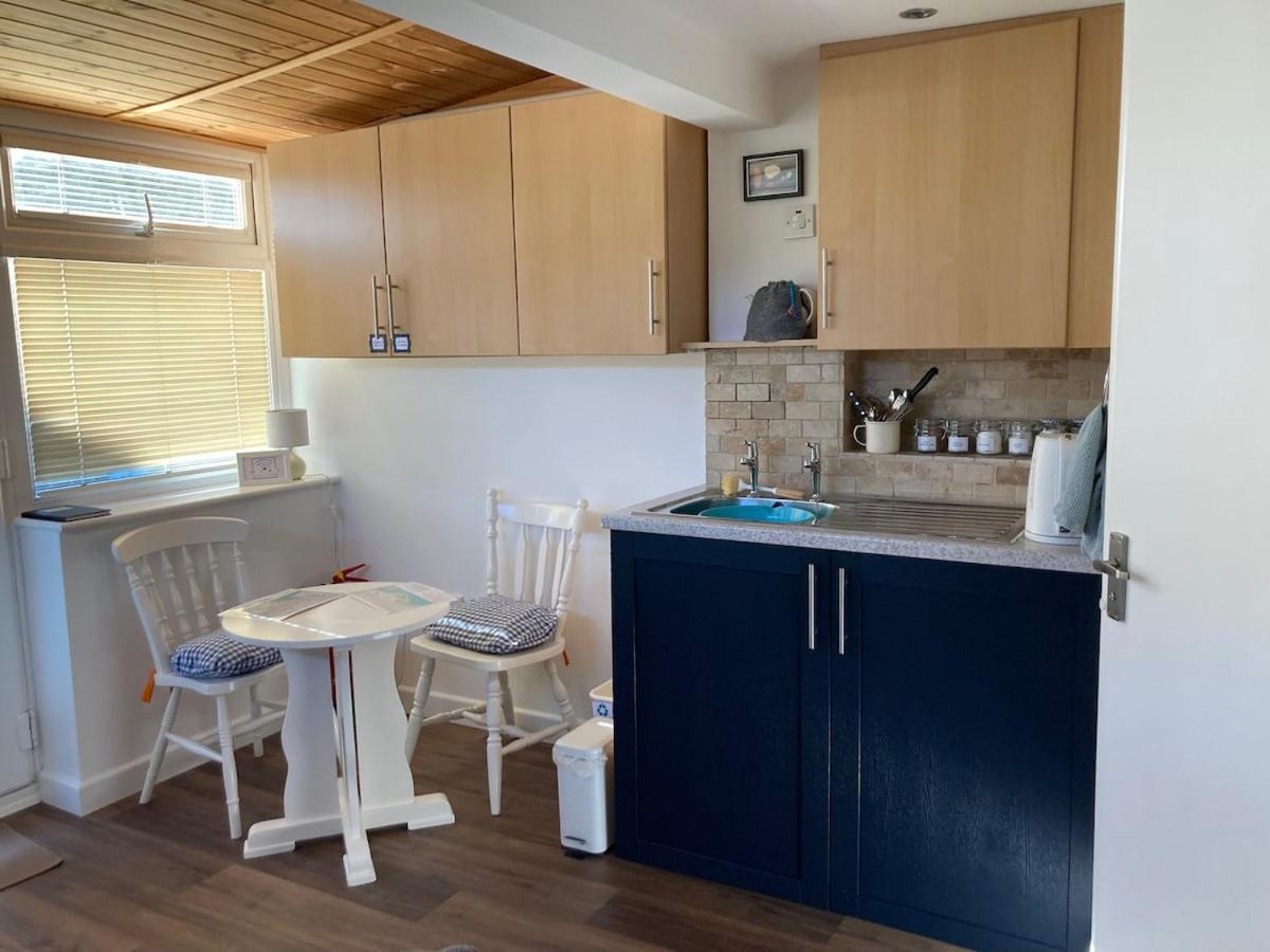 Self-Contained Cosy Garden Room Seven Sisters Seaford Εξωτερικό φωτογραφία